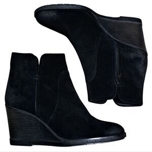 Kenneth Cole Reaction Dot-Ation Leather Suede Wedge Ankle Bootie Sz 11 Black